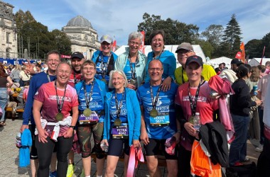 Sonne, Hügel und Gänsehaut: Der Lauftreff in Cardiff
